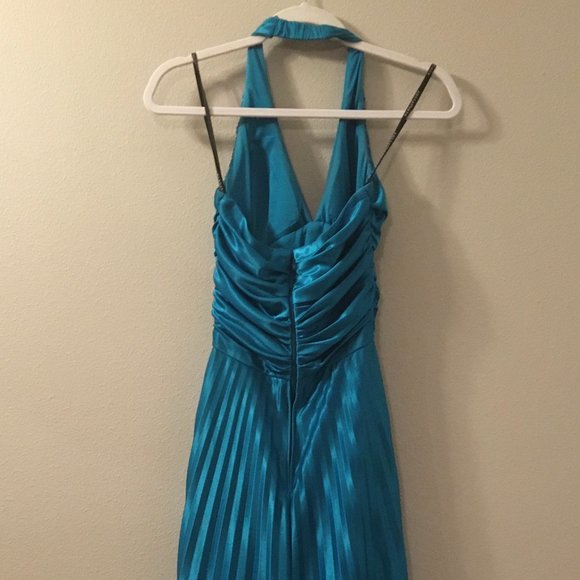 Turquoise Halter Neck Gown - Picture 4 of 7